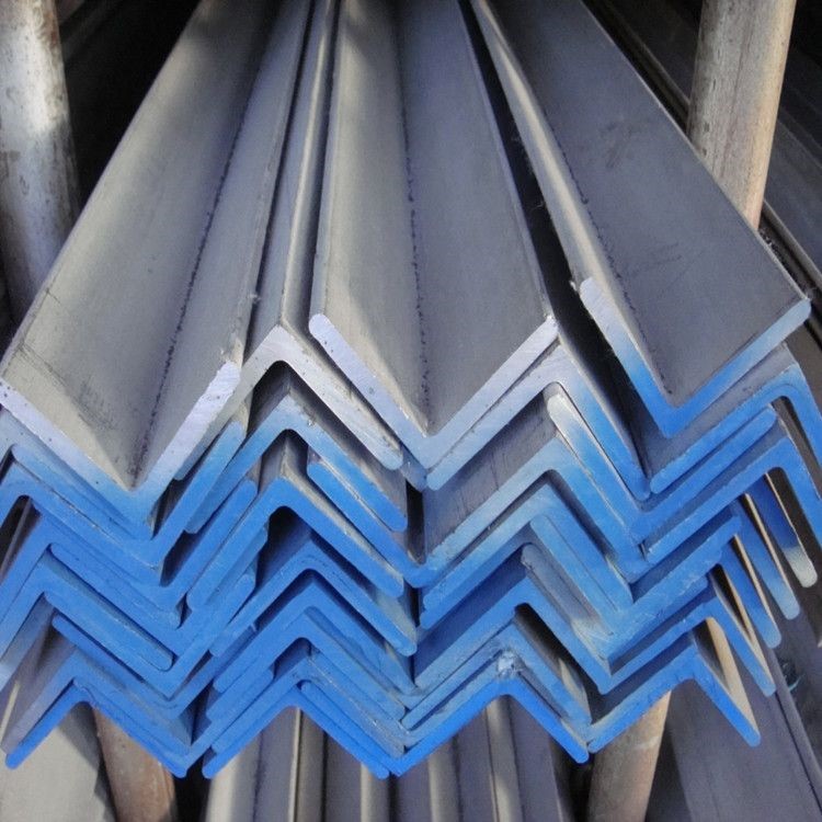 Low Carbon Angle Steel/Carbon Steel Construction Industry Welded Punched Angle Steel